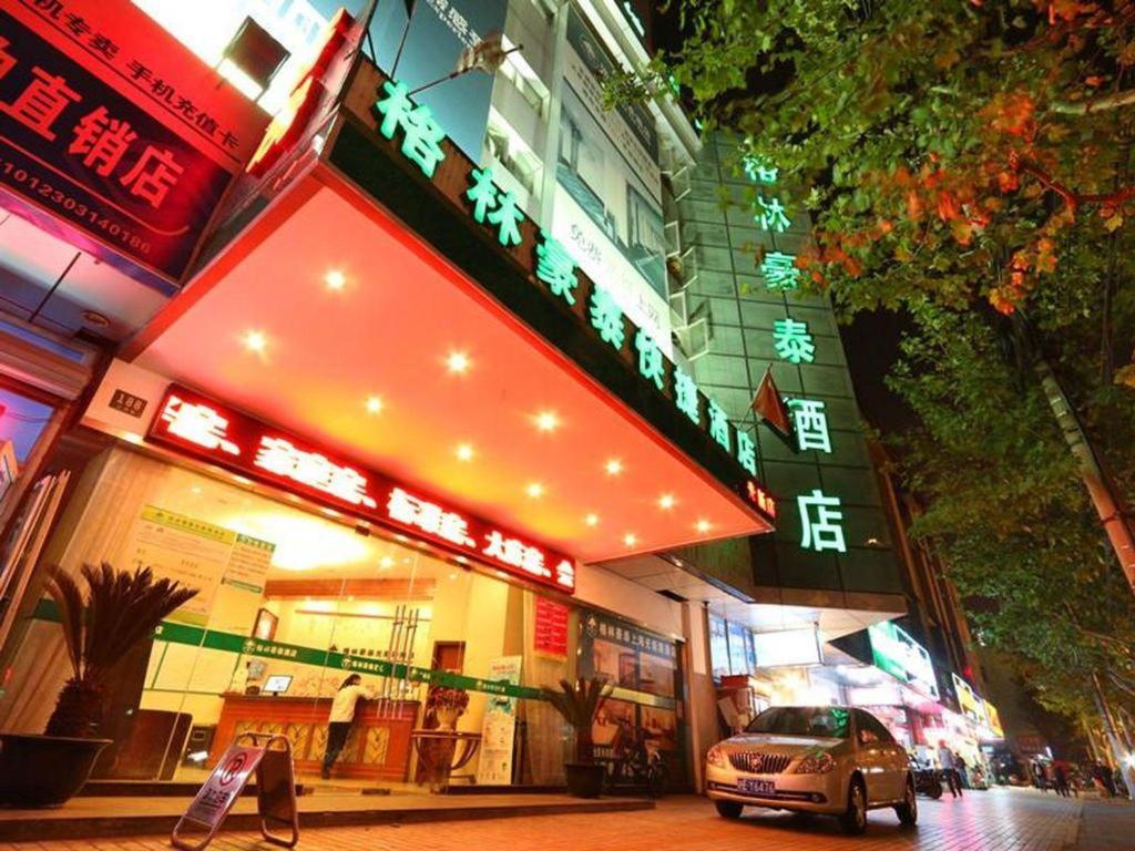 Greentree Inn Shanghai Guangxin Road Tongji Hospital Express Hotel Экстерьер фото
