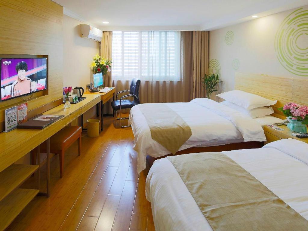 Greentree Inn Shanghai Guangxin Road Tongji Hospital Express Hotel Экстерьер фото